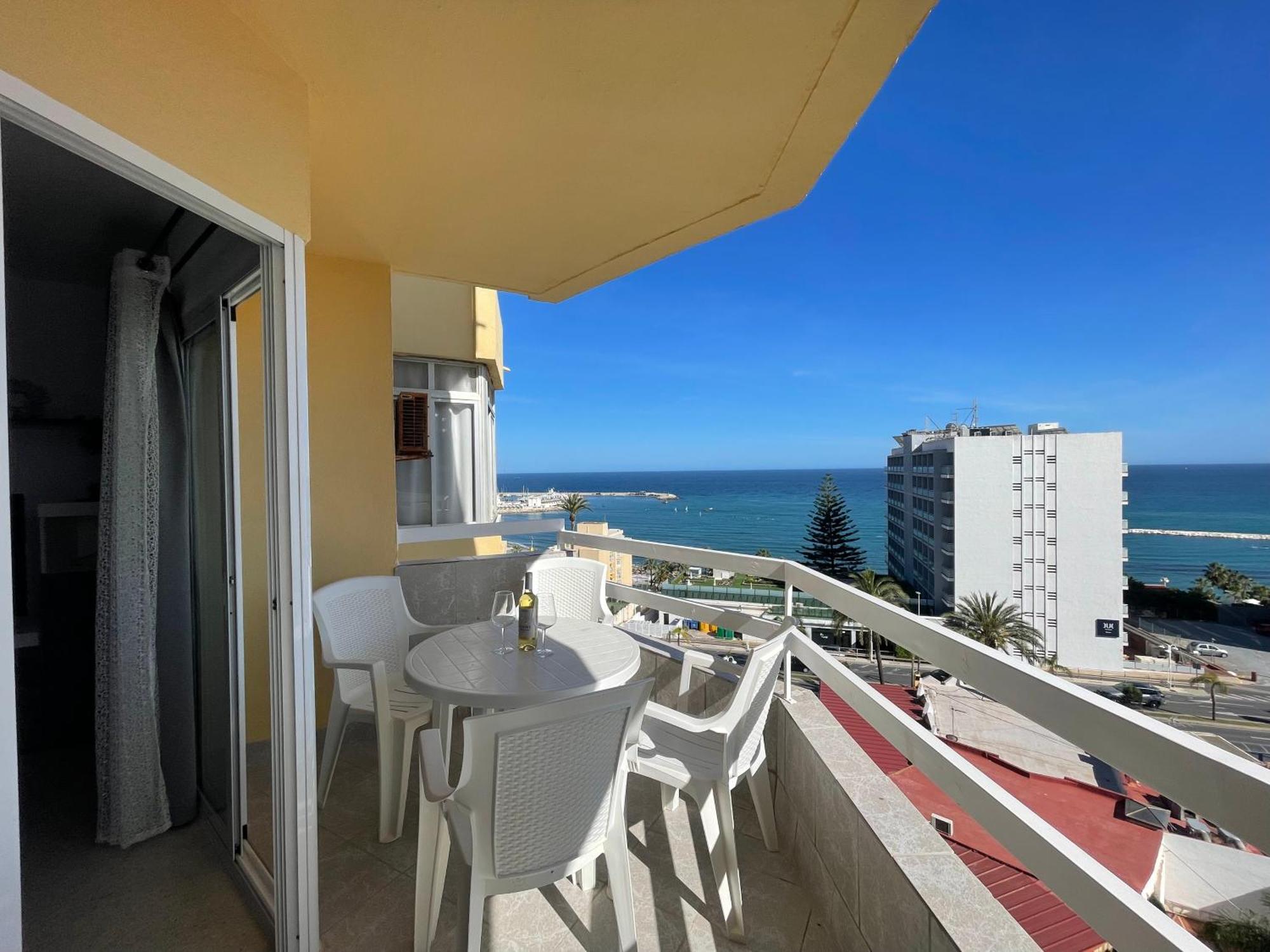 Vistas Al Mar Y Al Puerto Deportivo Apartment Benalmadena Exterior photo